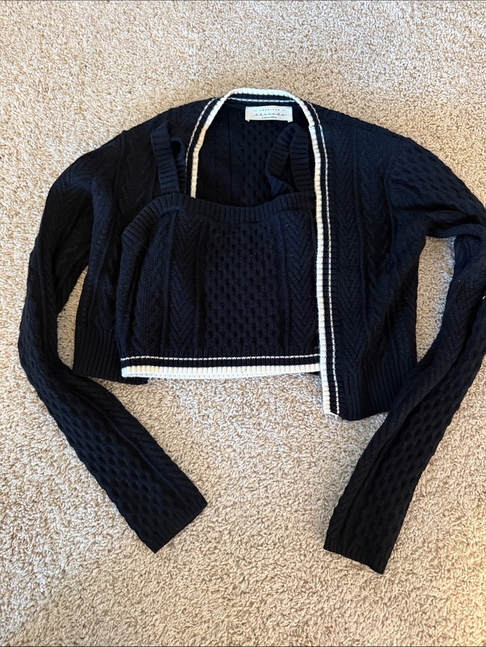 American Threads Black Cable-Knit Cropped Tank and Cardigan Set with Cream Trim
